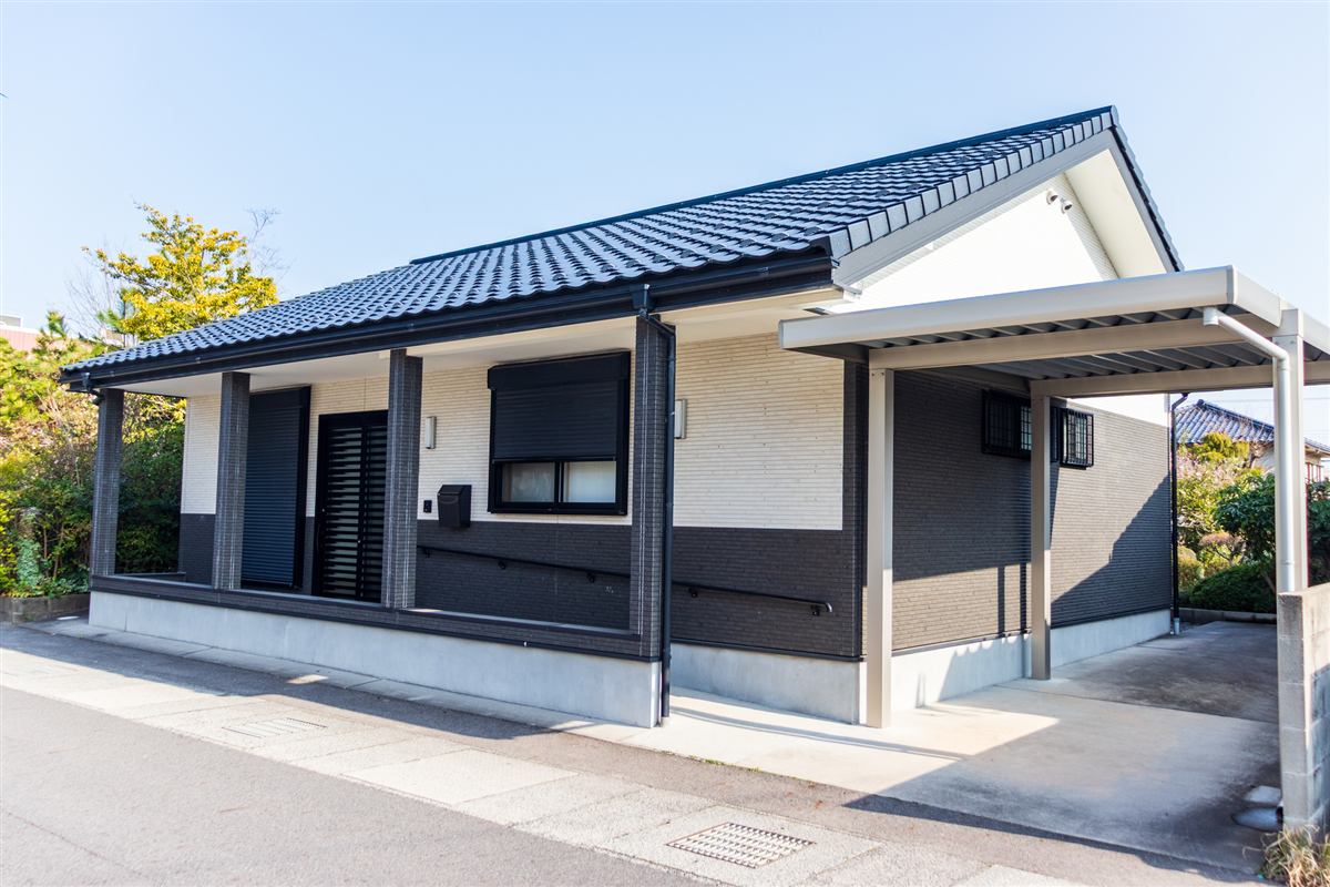 カーポート一体型の平屋